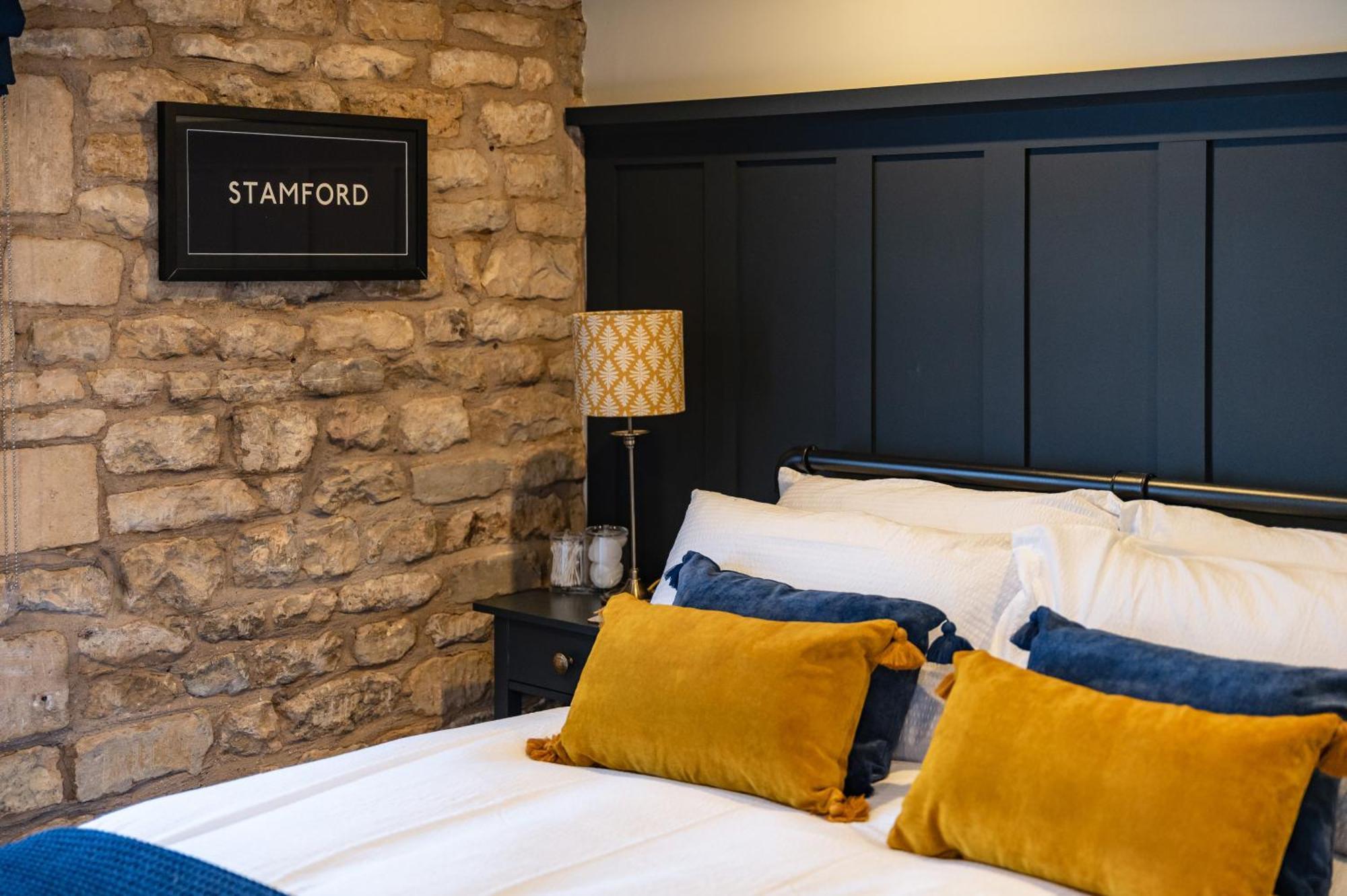Luxury Town Centre Loft Apartment In Converted Granary Stamford Dış mekan fotoğraf